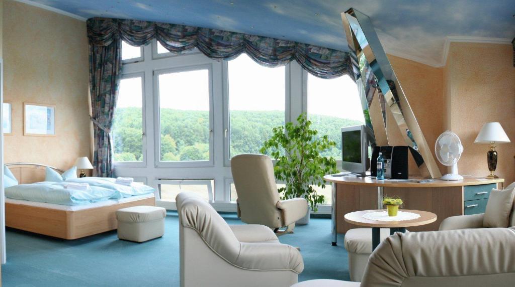 Hotel Reifenstein Kleinbartloff Room photo